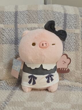 Plush Pink Bow Pig Waitress